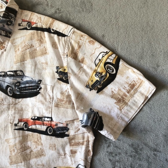 Clear Water Outfitters Button Down Men Shirt Size XXL Short Sleeve Classic Cars - Picture 6 of 16